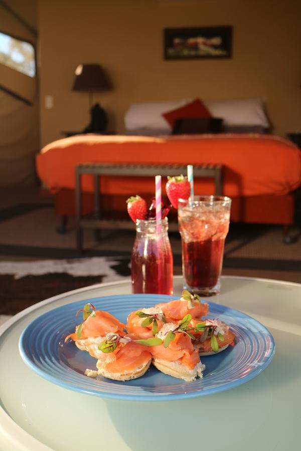 Squeakywindmill Boutique Tent B&B アリス スプリングス エクステリア 写真